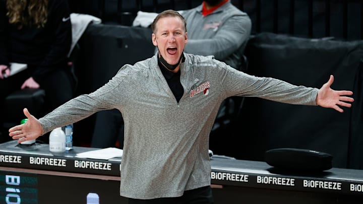 Stotts es uno de los candidatos a ser entrenador en jefe de los Lakers