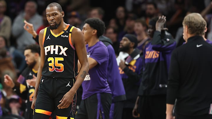 Memphis Grizzlies v Phoenix Suns