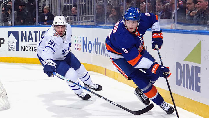 Toronto Maple Leafs v New York Islanders