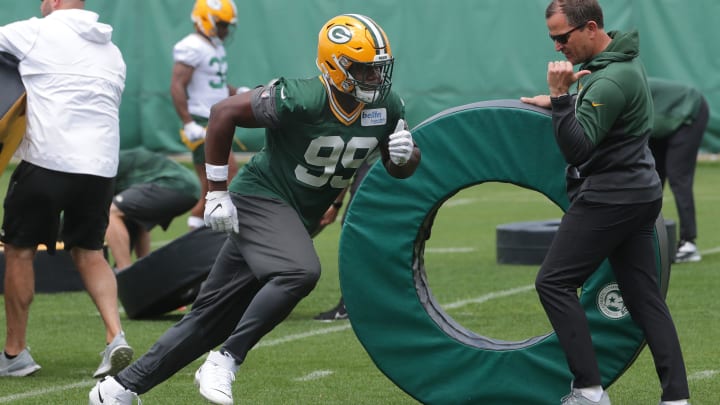 Former Atlanta Falcons defensive lineman Willington Previlon, who started his career with the Green Bay Packers, was claimed off waivers by the Pittsburgh Steelers.