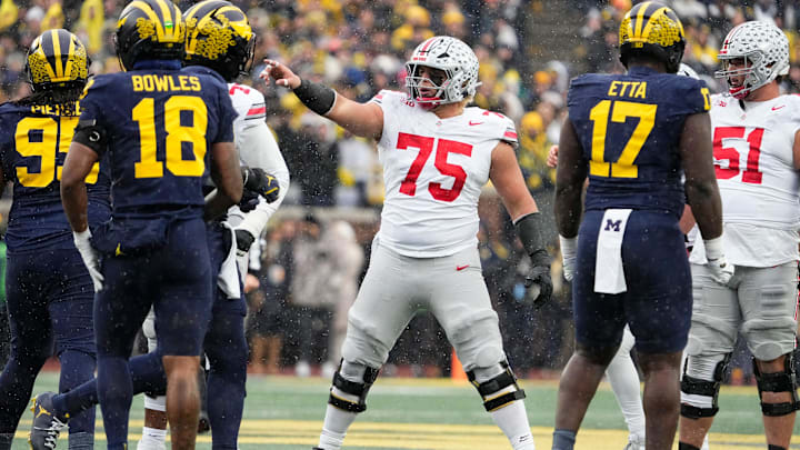 Ohio State Buckeyes offensive lineman Carson Hinzman (75) lines up during the NCAA football game against the Michigan Wolverines at Michigan Stadium in Ann Arbor, Mich. on Nov. 29, 2025. Ohio State won 27-9.