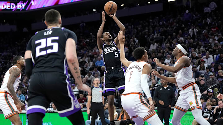 San Antonio Spurs v Sacramento Kings