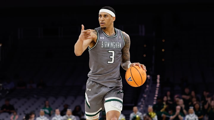 Mar 15, 2025; Fort Worth, TX, USA;  UAB Blazers forward Yaxel Lendeborg (3) dribbles the ball upcourt against the North Texas Mean Green during the first half at Dickies Arena.