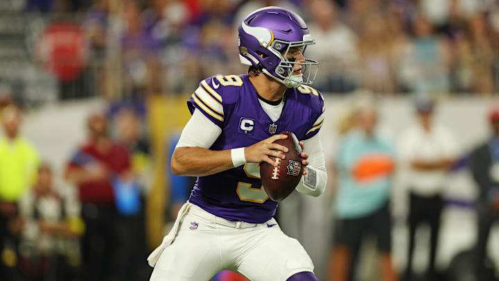 Sep 14, 2025; Minneapolis, Minnesota, USA; Minnesota Vikings quarterback J.J. McCarthy (9) looks to make a pass during the first half against the Atlanta Falcons at U.S. Bank Stadium. Mandatory Credit: Matt Krohn-Imagn Images Sep 14, 2025; Minneapolis, Minnesota, USA; Minnesota Vikings quarterback J.J. McCarthy (9) looks to make a pass during the first half against the Atlanta Falcons at U.S. Bank Stadium. Mandatory Credit: Matt Krohn-Imagn Images