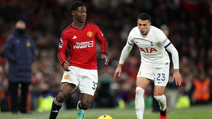Manchester United v Tottenham Hotspur - Premier League