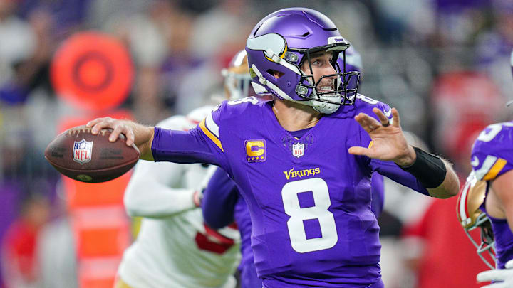 Minnesota Vikings quarterback Kirk Cousins (8)