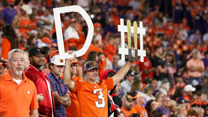 Louisville v Clemson