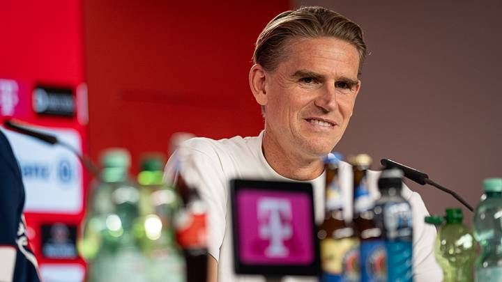 Bittet den FC Bayern für seine Entscheidung überraschend um Bedenkzeit: Sportdirektor Christoph Freund
