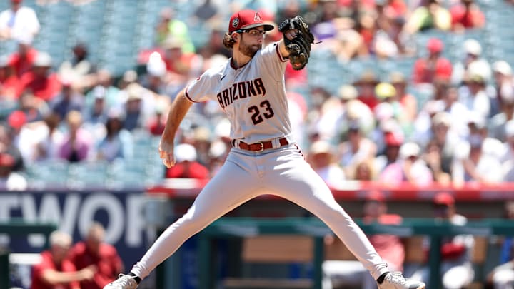 Arizona Diamondbacks v Los Angeles Angels