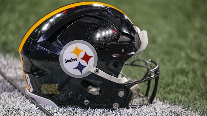 Dec 4, 2022; Atlanta, Georgia, USA; The helmet of the Pittsburgh Steelers on the field during warm up prior to the game against the Atlanta Falcons at Mercedes-Benz Stadium. Mandatory Credit: Dale Zanine-Imagn Images Dec 4, 2022; Atlanta, Georgia, USA; The helmet of the Pittsburgh Steelers on the field during warm up prior to the game against the Atlanta Falcons at Mercedes-Benz Stadium. Mandatory Credit: Dale Zanine-Imagn Images