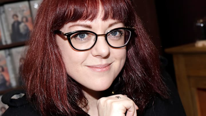 Victoria Schwab Portrait Cession