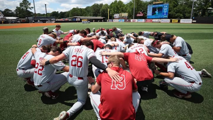 The University of Alabama Baseball Team huddles before the game against University of Southern Mississippi during the NCAA Baseball Regional at Pete Taylor Park in Hattiesburg, MS on Saturday, May 31, 2025.