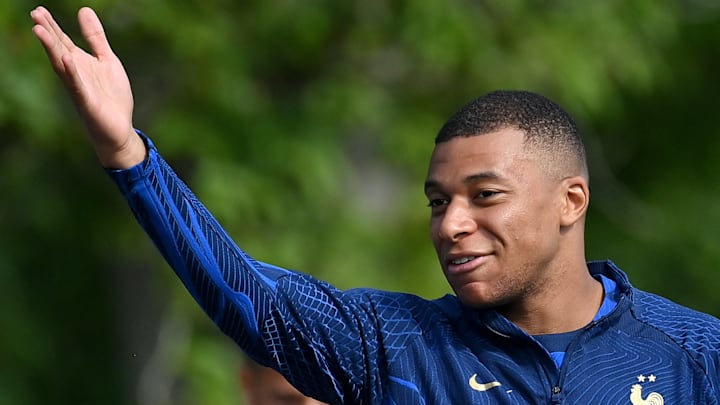 Kylian Mbappé et Didier Deschamps étaient en conférence de presse ce jeudi.