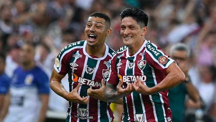 Cano marcou gol e deu assistência em vitória do Fluminense