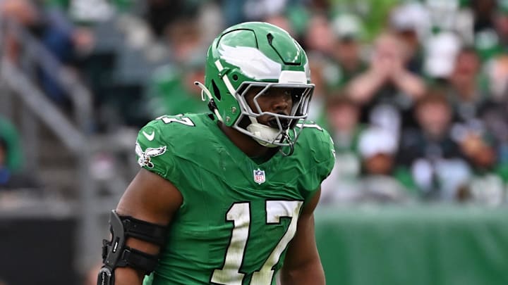 Oct 26, 2025; Philadelphia, Pennsylvania, USA; Philadelphia Eagles linebacker Nakobe Dean (17) ]against the New York Giants at Lincoln Financial Field. Mandatory Credit: Eric Hartline-Imagn Images