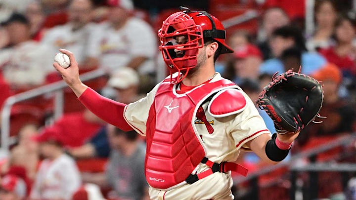 Sep 6, 2025; St. Louis, Missouri, USA; St. Louis Cardinals catcher Jimmy Crooks (8) signals to the pitcher in a game against the San Francisco Giants at Busch Stadium. Mandatory Credit: Tim Vizer-Imagn Images