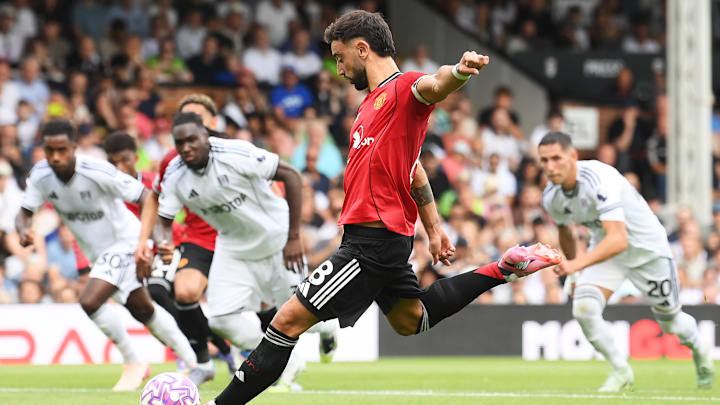 Fulham v Manchester United - Premier League Fulham v Manchester United - Premier League