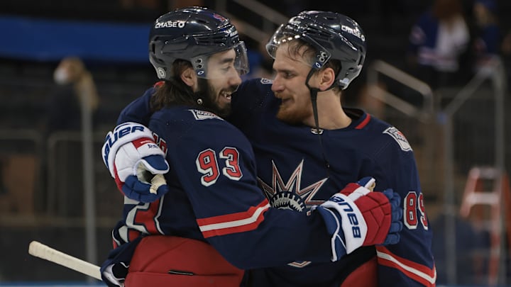 Philadelphia Flyers v New York Rangers