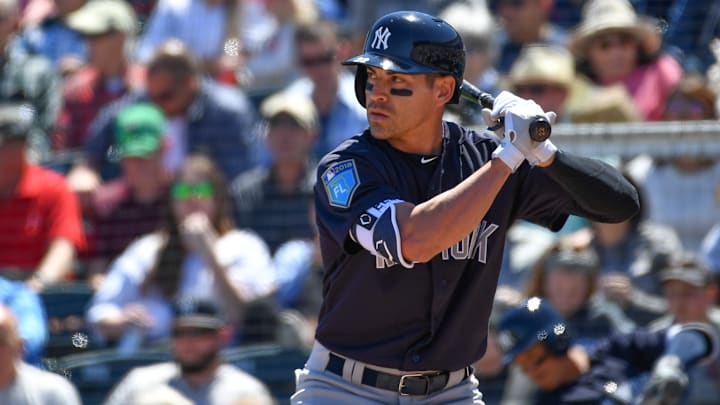 Jacoby Ellsbury jugó cuatro temporadas de MLB con Yankees y siete para Medias Rojas