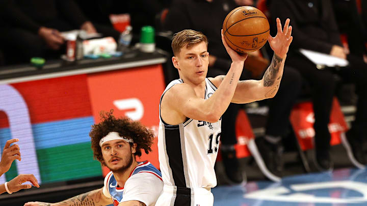 Luka Samanic, Tyler Johnson