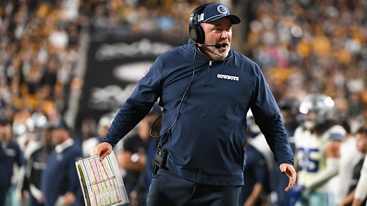 Oct 6, 2024; Pittsburgh, Pennsylvania, USA; Dallas Cowboys head coach Mike McCarthy reacts against the Pittsburgh Steelers during the fourth quarter. Oct 6, 2024; Pittsburgh, Pennsylvania, USA; Dallas Cowboys head coach Mike McCarthy reacts against the Pittsburgh Steelers during the fourth quarter.