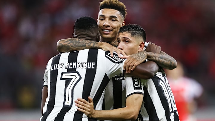 Fogão domina 'scratch' após conquistar a Glória Eterna