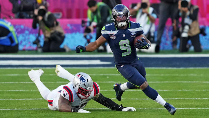 Feb 8, 2026; Santa Clara, CA, USA; Seattle Seahawks running back Kenneth Walker III (9) runs the ball during the second quarter against the New England Patriots in Super Bowl LX at Levi's Stadium. Mandatory Credit: Darren Yamashita-Imagn Images