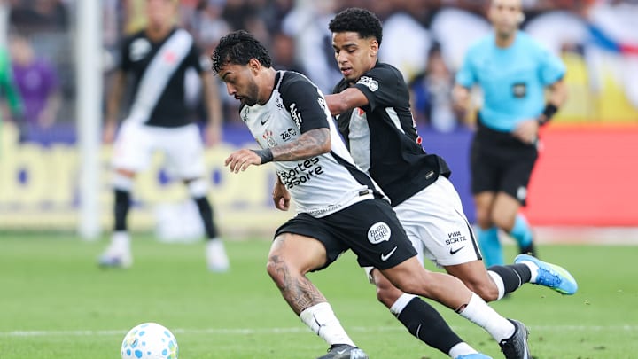 Matheus Bidu foi um dos destaques do Corinthians no duelo