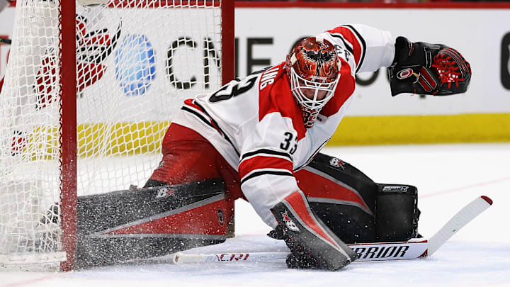 Carolina Hurricanes v Chicago Blackhawks