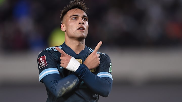 Lautaro Martínez empujó esta noche La Scaloneta en el Monumental.
