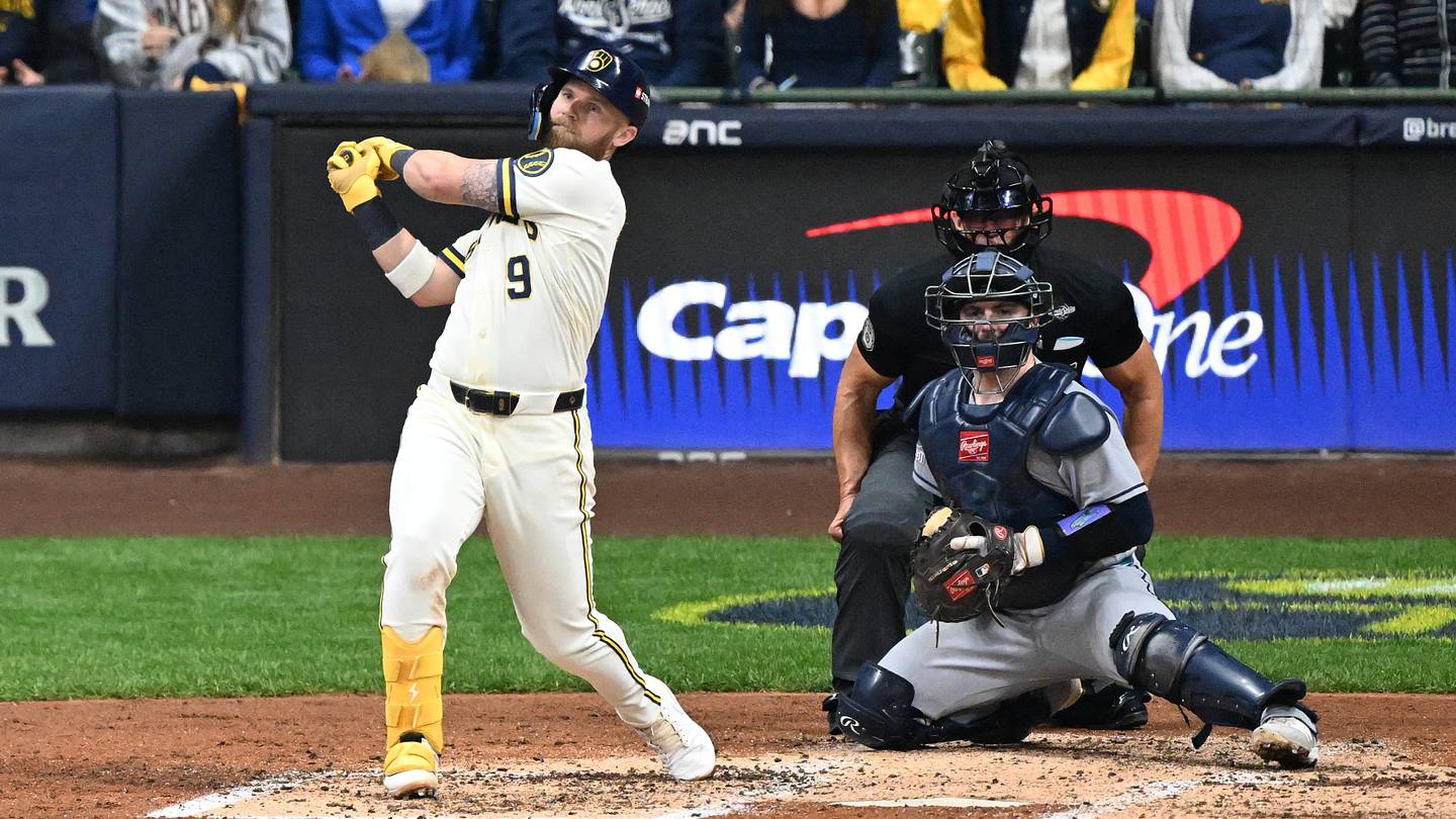 What's Next for Brewers After World Series Run: Contracts, Free Agents, Trade Candidates and More