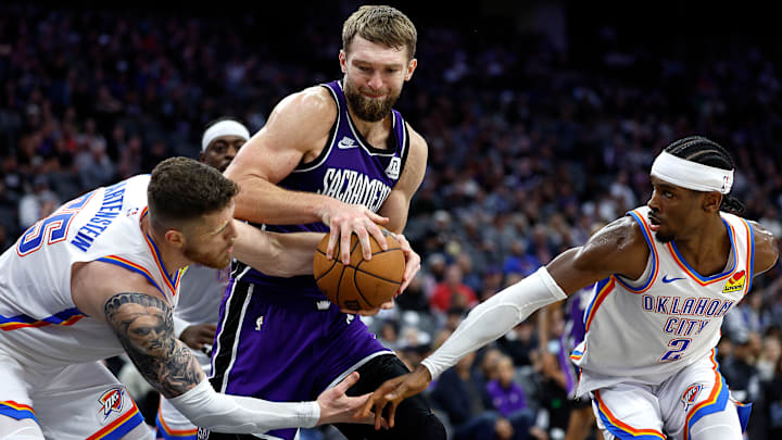 Oklahoma City Thunder v Sacramento Kings