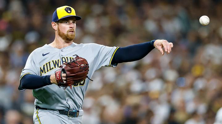 Sep 23, 2025; San Diego, California, USA; Milwaukee Brewers starting pitcher Bruce Zimmermann (55) throws to first for an out during the third inning against the San Diego Padres at Petco Park. Mandatory Credit: David Frerker-Imagn Images Sep 23, 2025; San Diego, California, USA; Milwaukee Brewers starting pitcher Bruce Zimmermann (55) throws to first for an out during the third inning against the San Diego Padres at Petco Park. Mandatory Credit: David Frerker-Imagn Images