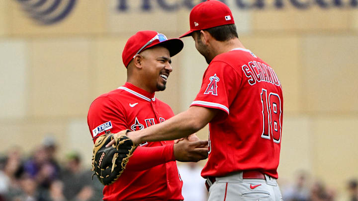 Los Angeles Angels v Minnesota Twins