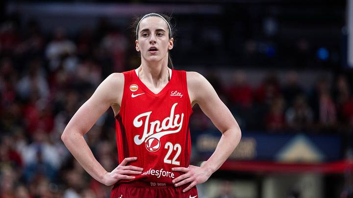 Indiana Fever guard Caitlin Clark (22) 