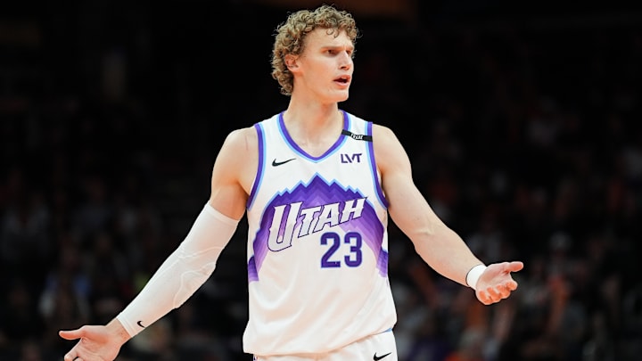 Utah Jazz v Phoenix Suns