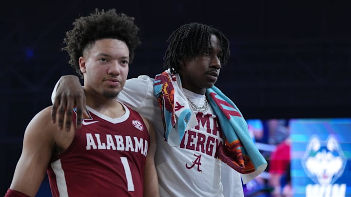 Apr 6, 2024; Glendale, AZ, USA; Alabama Crimson Tide guard Mark Sears (1) walks off the court after Apr 6, 2024; Glendale, AZ, USA; Alabama Crimson Tide guard Mark Sears (1) walks off the court after