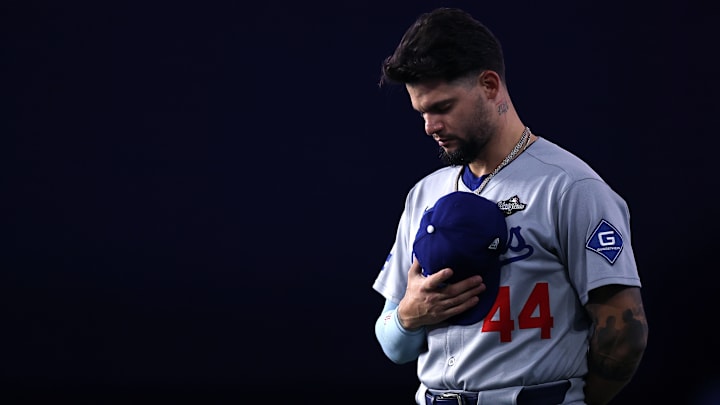 World Series - Los Angeles Dodgers v Toronto Blue Jays - Game Two World Series - Los Angeles Dodgers v Toronto Blue Jays - Game Two