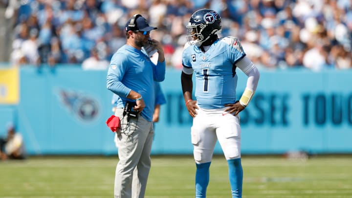 Cam Ward and the Tennessee Titans are 0-4 to start the 2025 NFL season. 