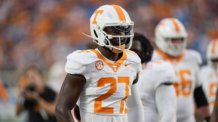 Sep 7, 2024; Charlotte, North Carolina, USA; Tennessee Volunteers defensive lineman James Pearce Jr. (27) during pregame activities against the North Carolina State Wolfpack at the Dukes Mayo Classic at Bank of America Stadium. Mandatory Credit: Jim Dedmon-Imagn Images Sep 7, 2024; Charlotte, North Carolina, USA; Tennessee Volunteers defensive lineman James Pearce Jr. (27) during pregame activities against the North Carolina State Wolfpack at the Dukes Mayo Classic at Bank of America Stadium. Mandatory Credit: Jim Dedmon-Imagn Images