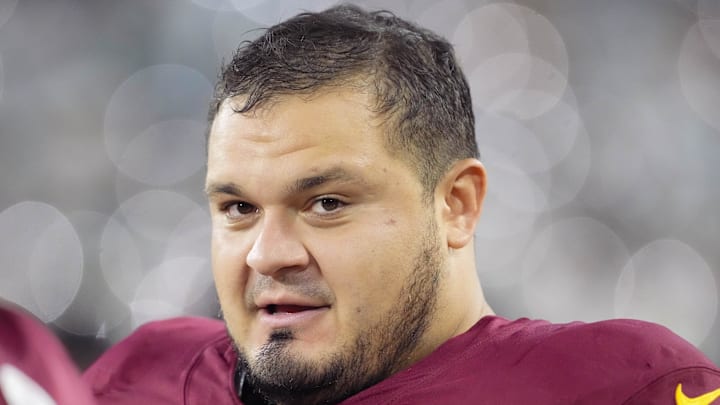 Washington Commanders offensive lineman Nick Allegretti