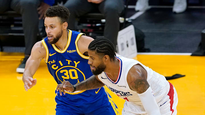 Stephen Curry y Paul George se enfrentarán en el primes mes