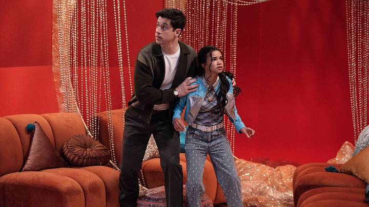 WIZARDS BEYOND WAVERLY PLACE - "The Right Stuffie" (Disney/Eric McCandless) DAVID HENRIE, JANICE LEANN BROWN
