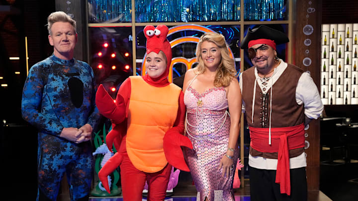 MASTERCHEF JUNIOR: L-R: Gordon Ramsay, Tilly Ramsay, Daphne Oz and Aarón Sánchez in the “Under The Sea” episode of MASTERCHEF JUNIOR airing Monday, March 11 (8:00-9:00PM) ET/PT on FOX. CR: Greg Gayne. © 2024 FOX Media LLC.