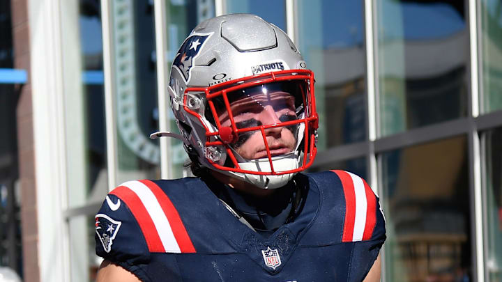 Oct 26, 2025; Foxborough, Massachusetts, USA; New England Patriots linebacker Jack Gibbens (51) takes the field prior to a game against the Cleveland Browns at Gillette Stadium. Mandatory Credit: Bob DeChiara-Imagn Images Oct 26, 2025; Foxborough, Massachusetts, USA; New England Patriots linebacker Jack Gibbens (51) takes the field prior to a game against the Cleveland Browns at Gillette Stadium. Mandatory Credit: Bob DeChiara-Imagn Images