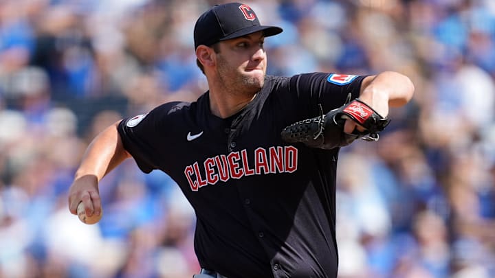 Sep 2, 2024; Kansas City, Missouri, USA; Cleveland Guardians starting pitcher Gavin Williams (32) pitches during the first inning against the Kansas City Royals at Kauffman Stadium. Mandatory Credit: Jay Biggerstaff-Imagn Images Sep 2, 2024; Kansas City, Missouri, USA; Cleveland Guardians starting pitcher Gavin Williams (32) pitches during the first inning against the Kansas City Royals at Kauffman Stadium. Mandatory Credit: Jay Biggerstaff-Imagn Images