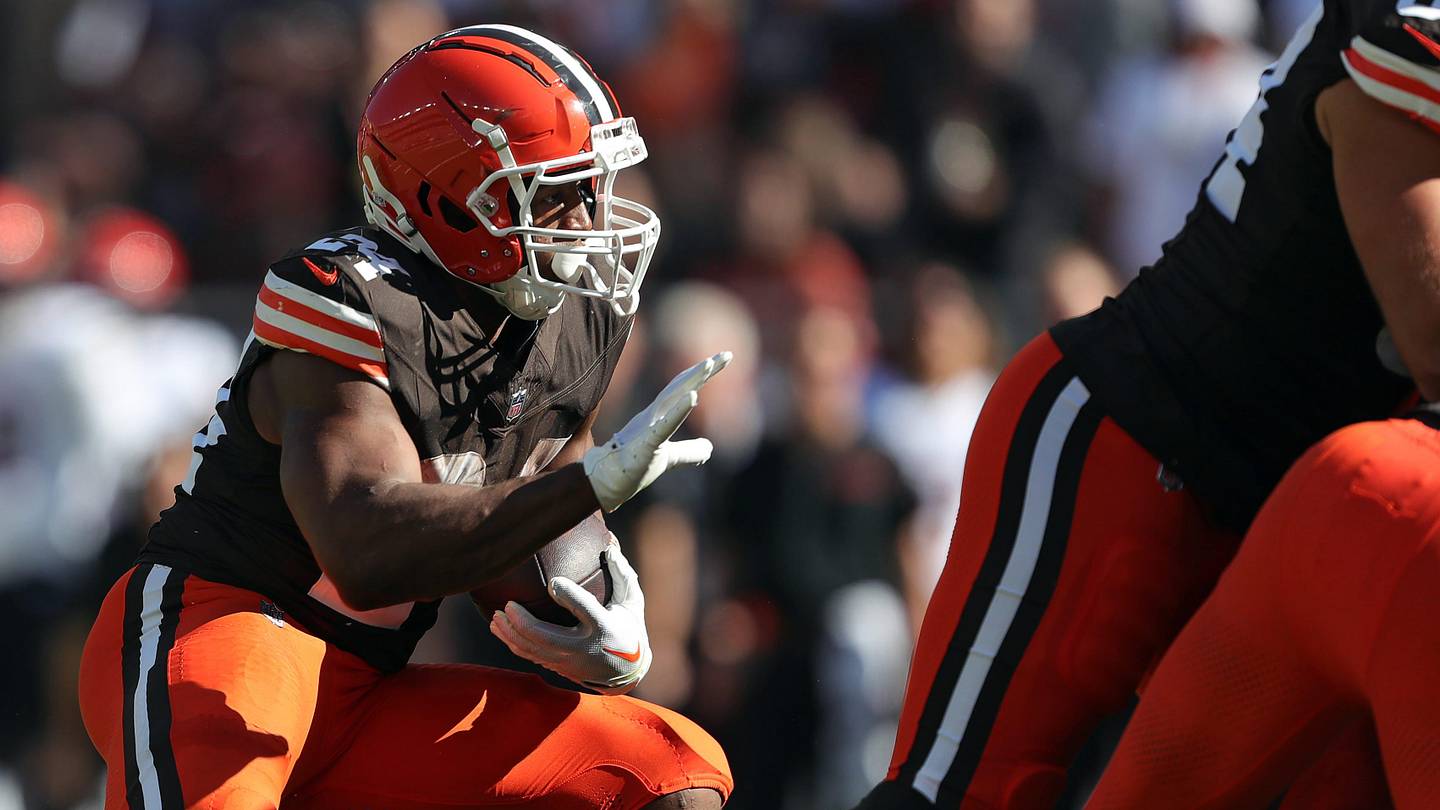 Browns Shift Focus as Chubb Eyes Bears Move