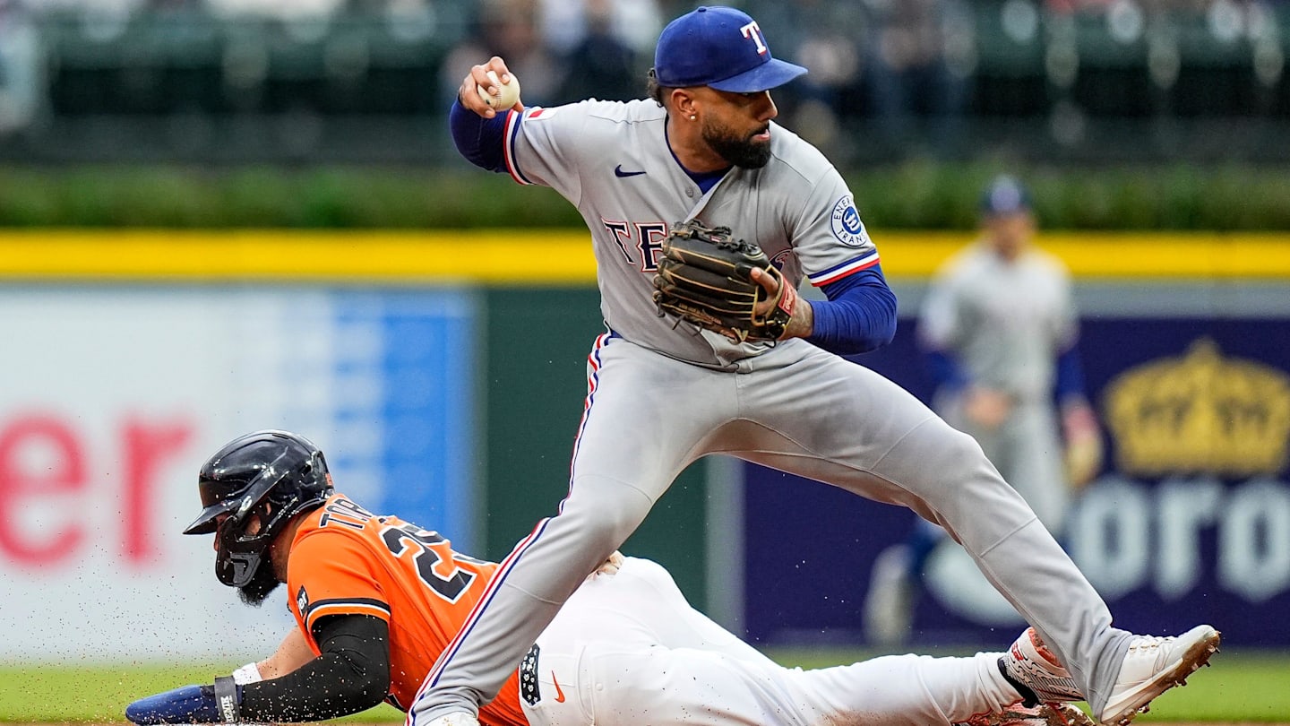 Rangers Notes: Ezequiel Duran’s Superman Moment Helps Texas Beat Tigers