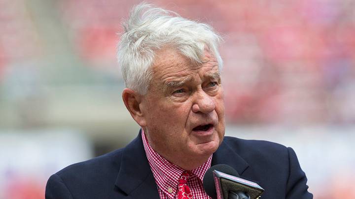 Cincinnati Reds owner Bob Castellini speaks
