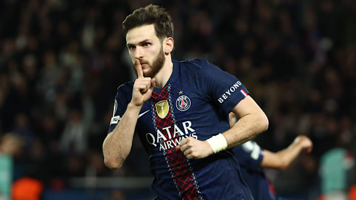 Khvicha Kvaratskhelia - Paris Saint-Germain